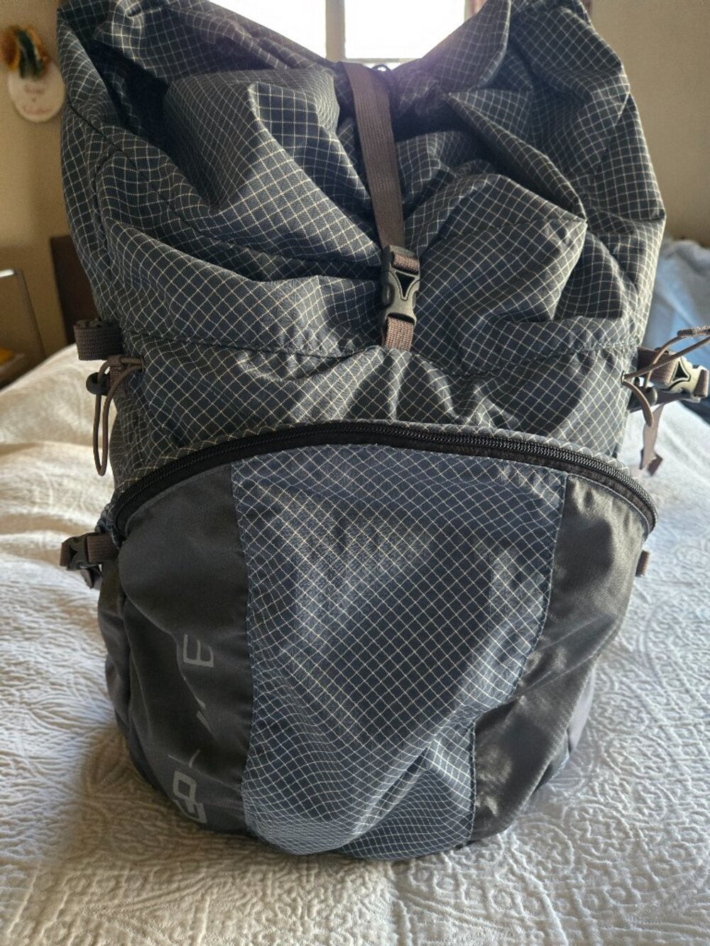 GoLite Jam 50L Gray Backpack